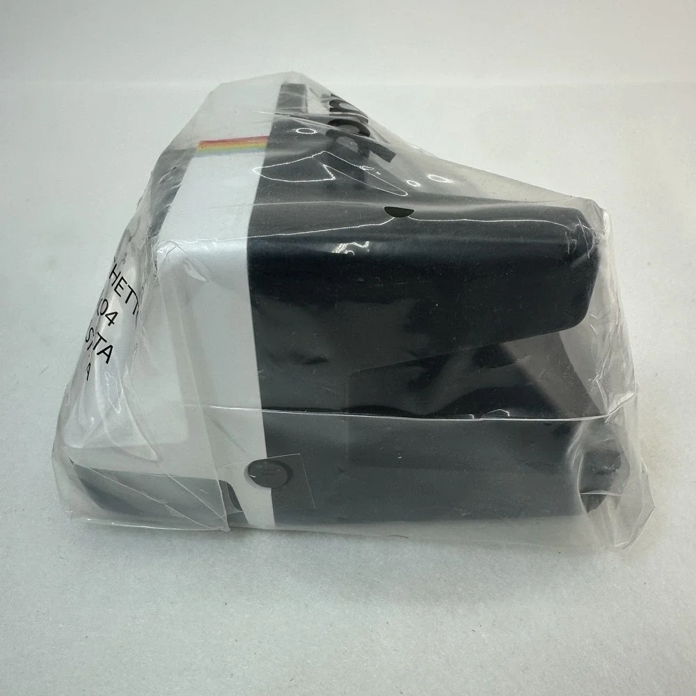 Polaroid Now Gen 2 Instant Camera White + B&W i-Type Film 8 Photos New